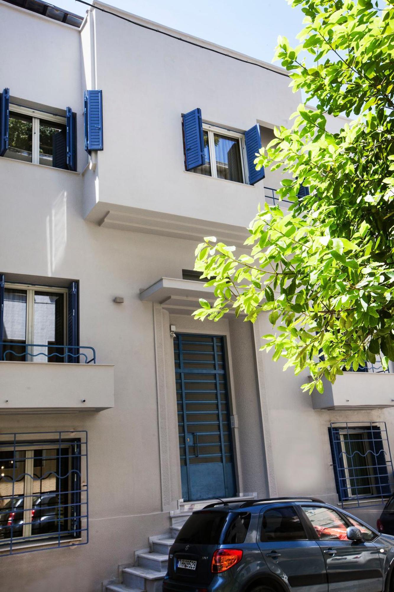 Bentzi...Boutique Apartment 1, Classic Double With Kitchenette, 2 Guests Aten Exteriör bild